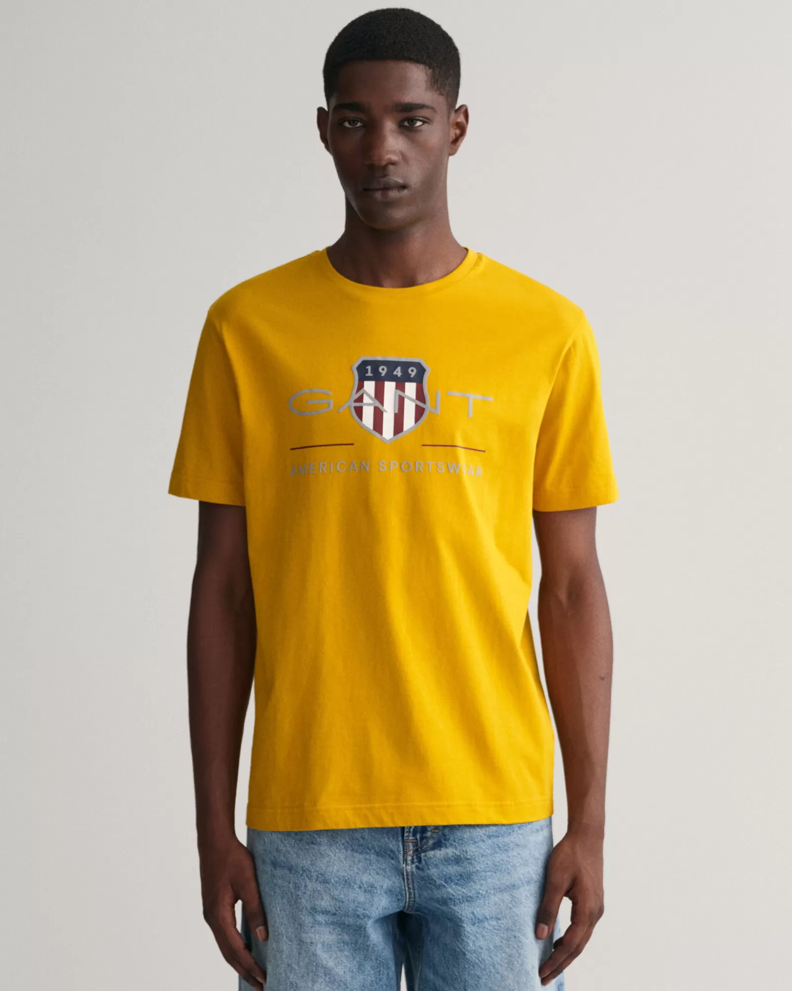 Men GANT T-Shirts*Archive Shield T-Shirt DARK MUSTARD YELLOW