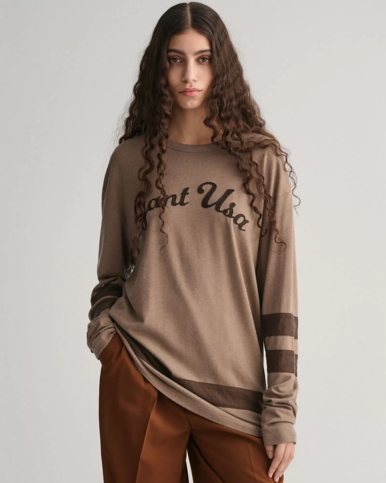 Women GANT T-Shirts & Tops*Script Graphic Long Sleeve T-Shirt DESERT BROWN