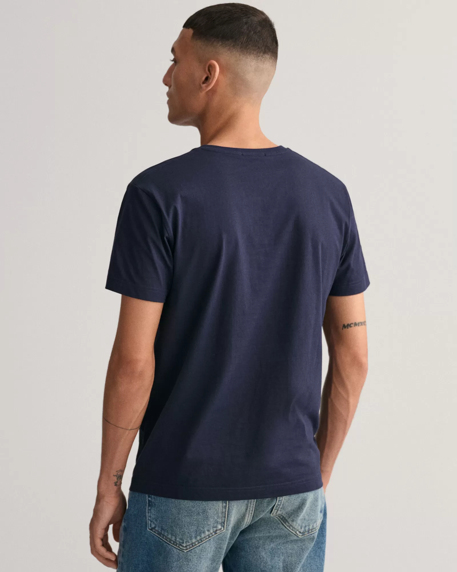 Men GANT T-Shirts*Slim Fit Shield V-Neck T-Shirt EVENING BLUE