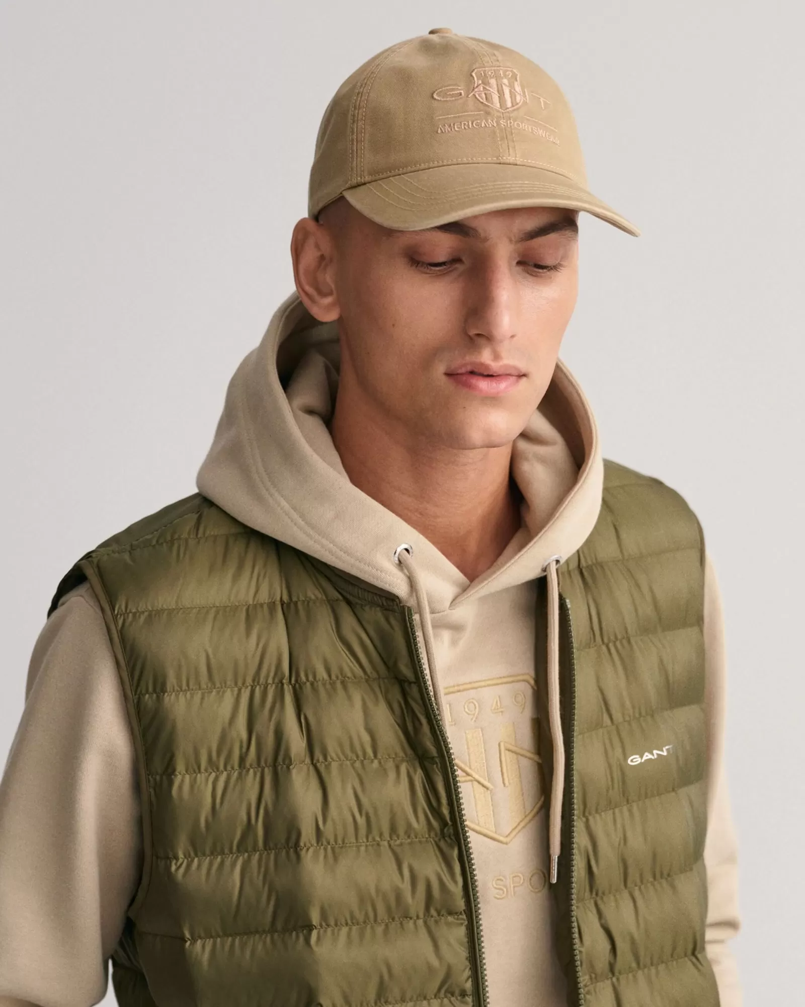 Men GANT Caps*Tonal Shield Cap WARM KHAKI